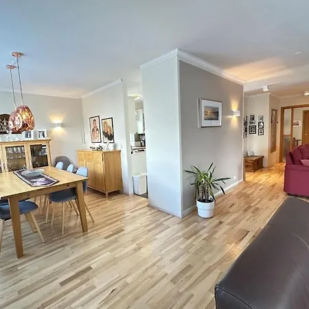 Spacious And Family Friendly In Apartment Reykjavik