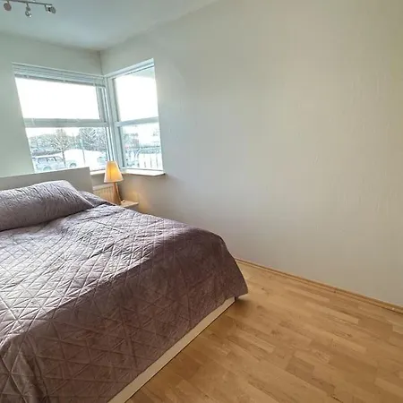 Spacious And Family Friendly In * Reykjavík